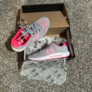 Brand new under armour shoes